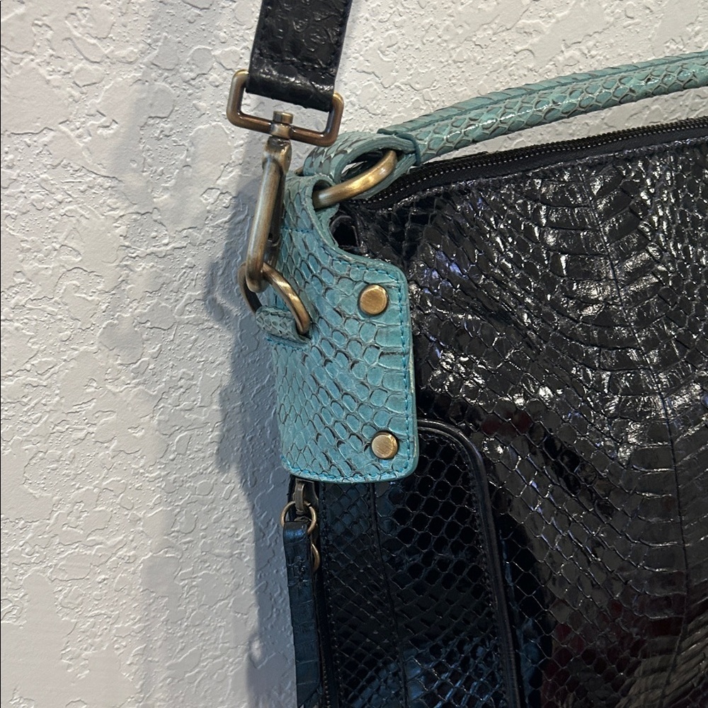 Derek Lam’s Spring 2012 Handbag Made From Python - Picture 13 of 16